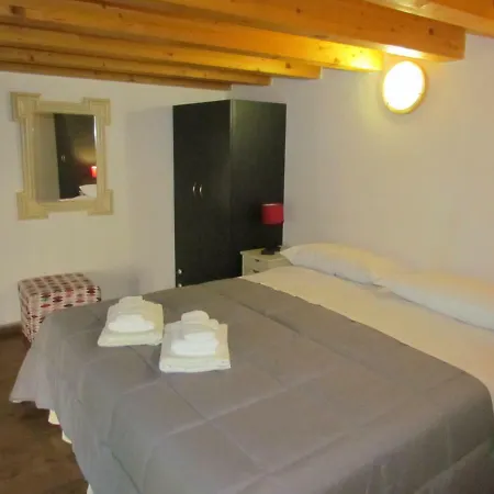 Casa Corte Degli Avolio Tatil Evi