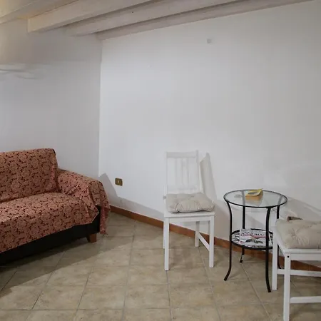 Casa Corte Degli Avolio Tatil Evi *