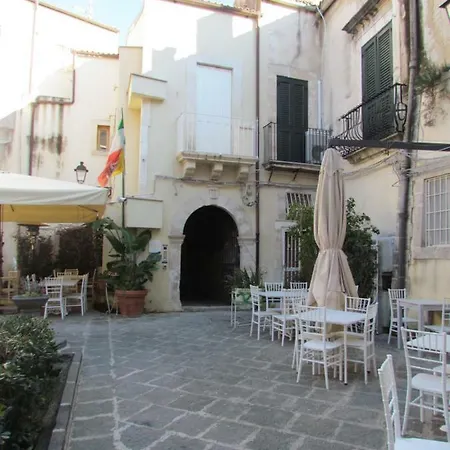 Holiday home Casa Corte Degli Avolio *